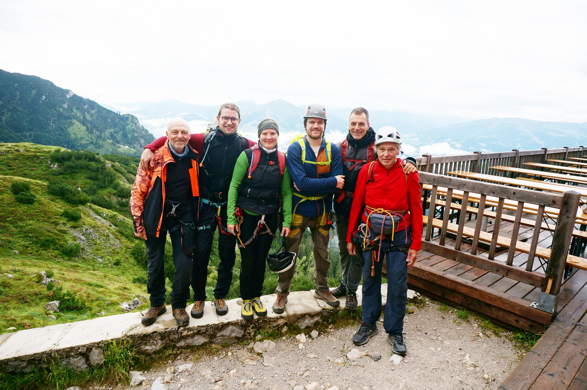Gemeinschaftsfoto bei der Gruttenhütte | © DAV Sektion Hameln / Andreas Uhe