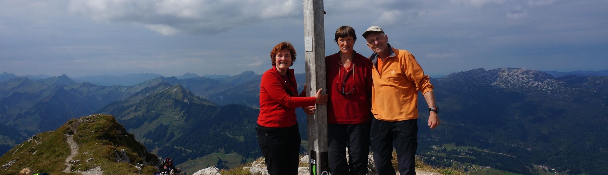 Christina, Beatrix und August auf der Hammerspitze | © DAV Sektion Hameln / Christina Rasokat