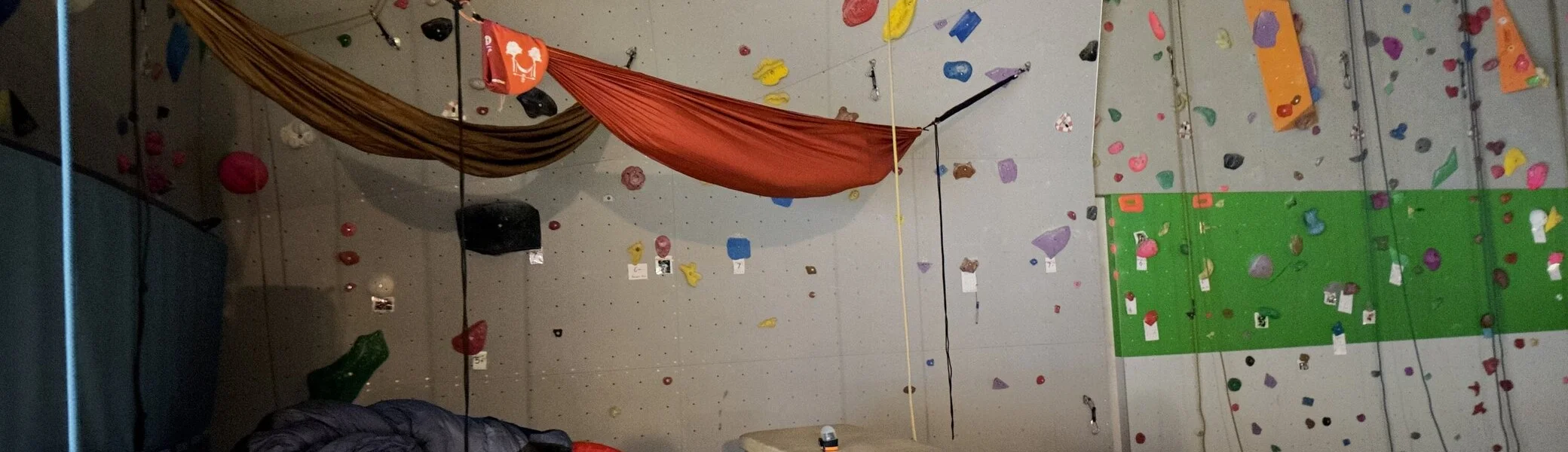 Campieren in der Kletterwand | © DAV Sektion Hameln