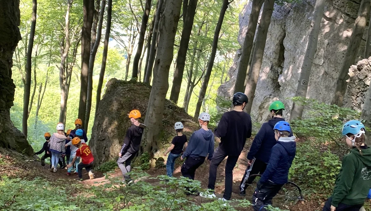 Es geht zu den Felsen... | © DAV Sektion Hameln