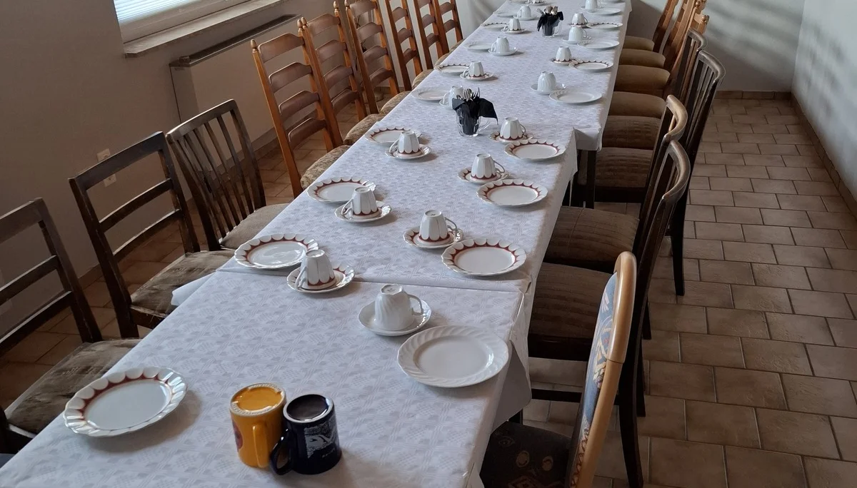 Die Kaffeetafel ist vorbereitet | © DAV Sektion Hameln