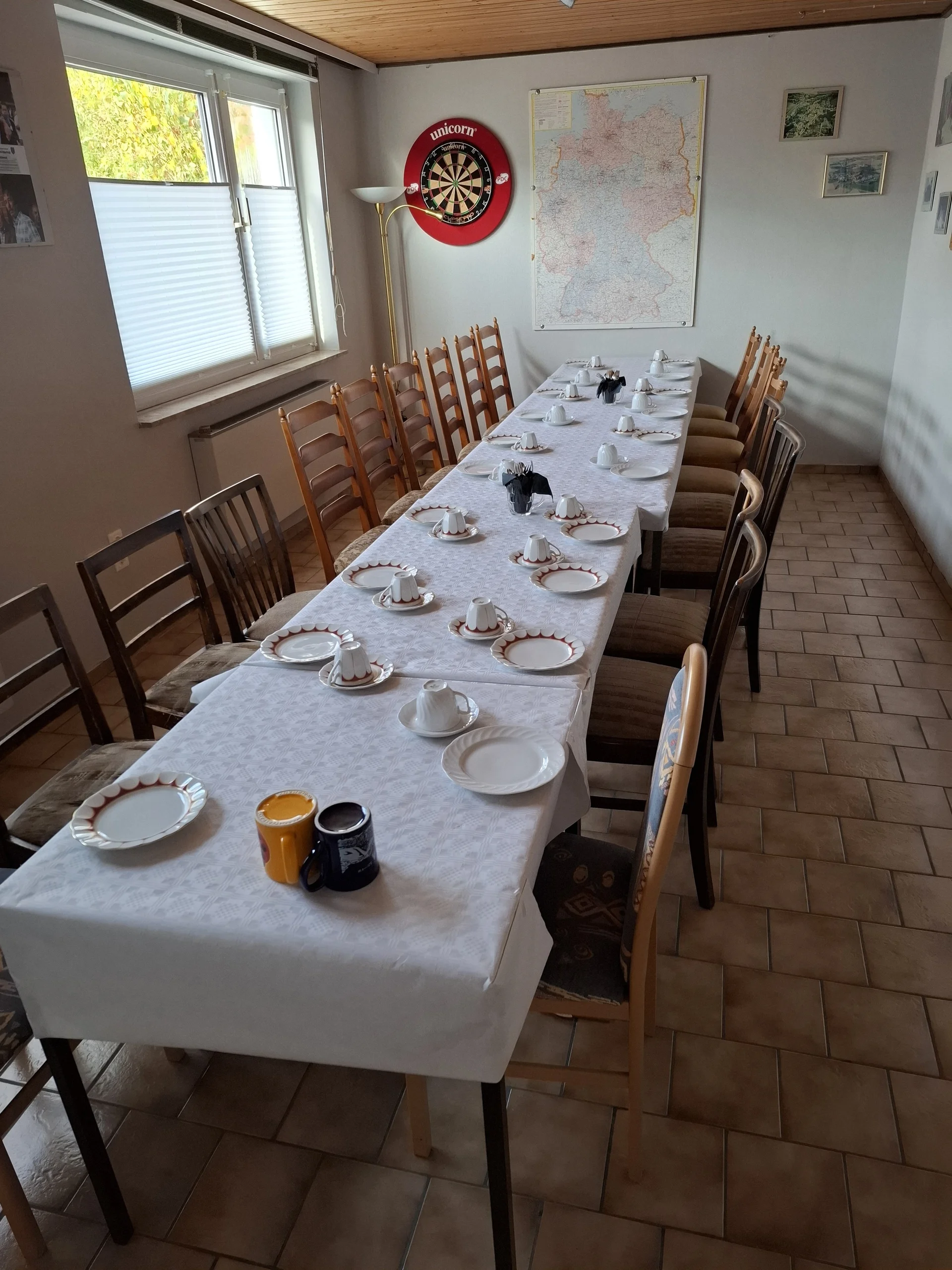 Die Kaffeetafel ist vorbereitet | © DAV Sektion Hameln