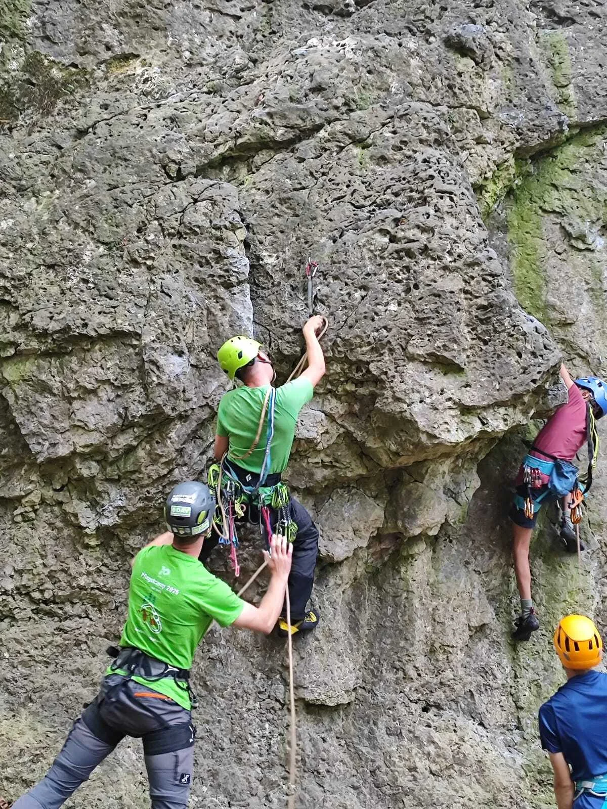 Groß und Klein im Vorstieg | © DAV Sektion Hameln