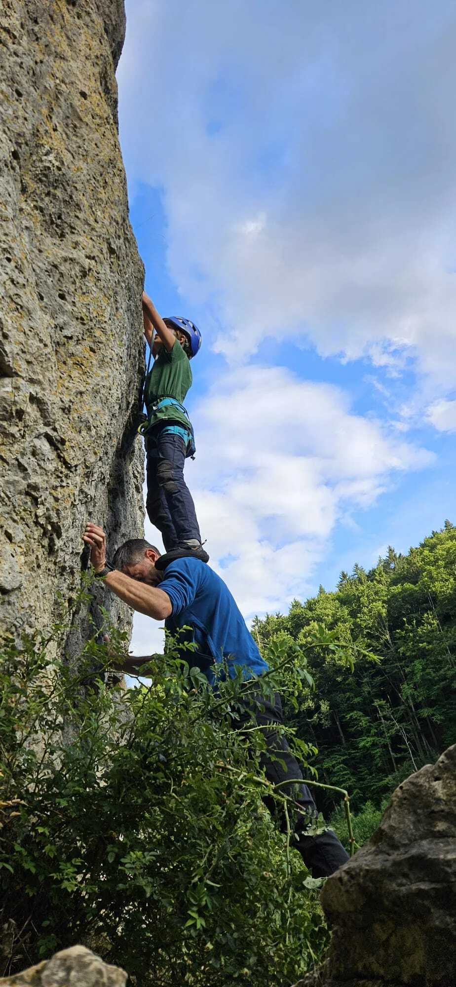 ... oder auf starken Schultern | © DAV Sektion Hameln