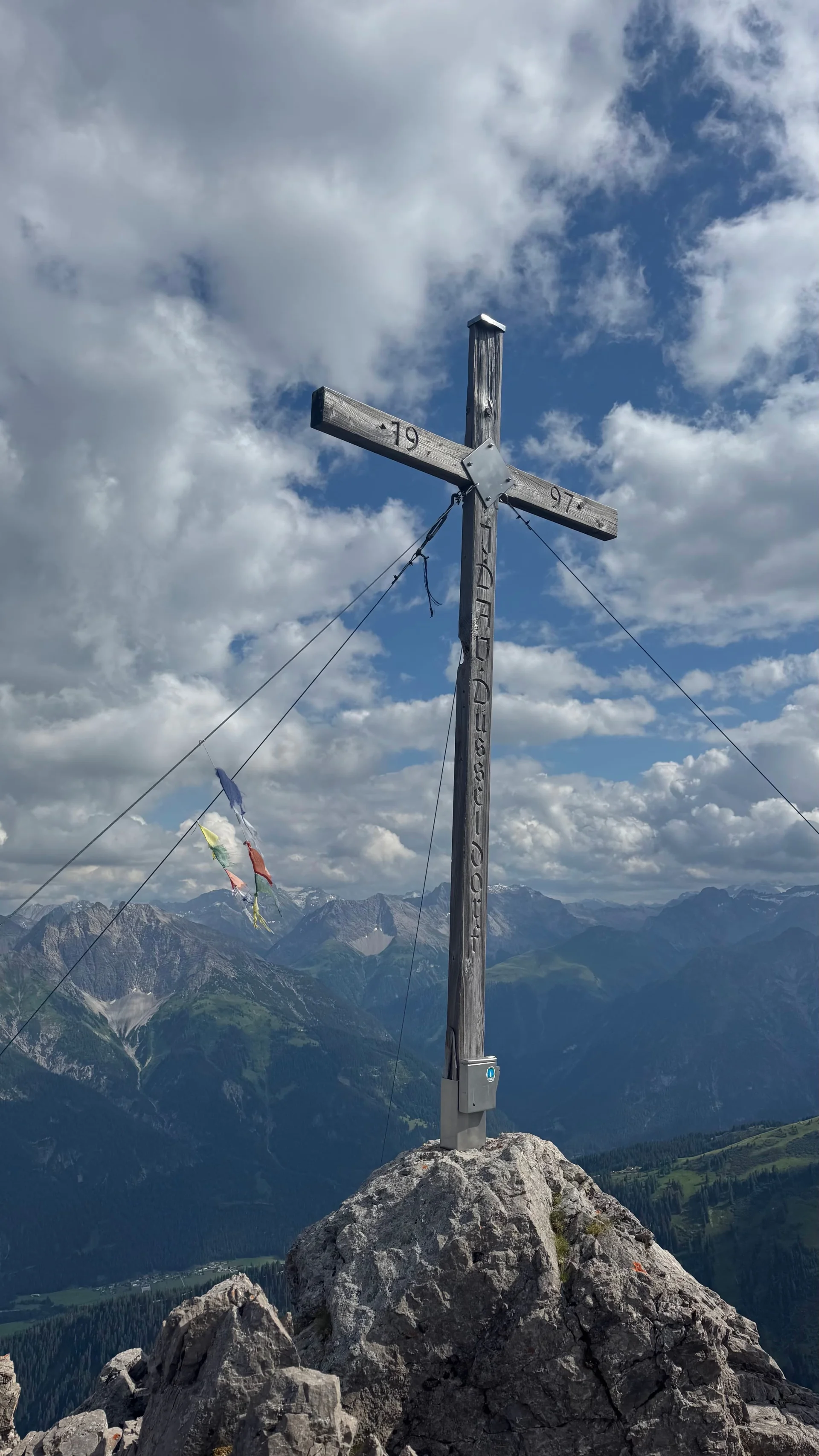 Gipfelglück mit blauem Himmel! | © DAV Sektion Hameln