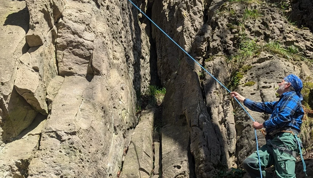 Auch der Klettergurt darf nicht fehlen | © DAV Sektion Hameln / Andreas Uhe