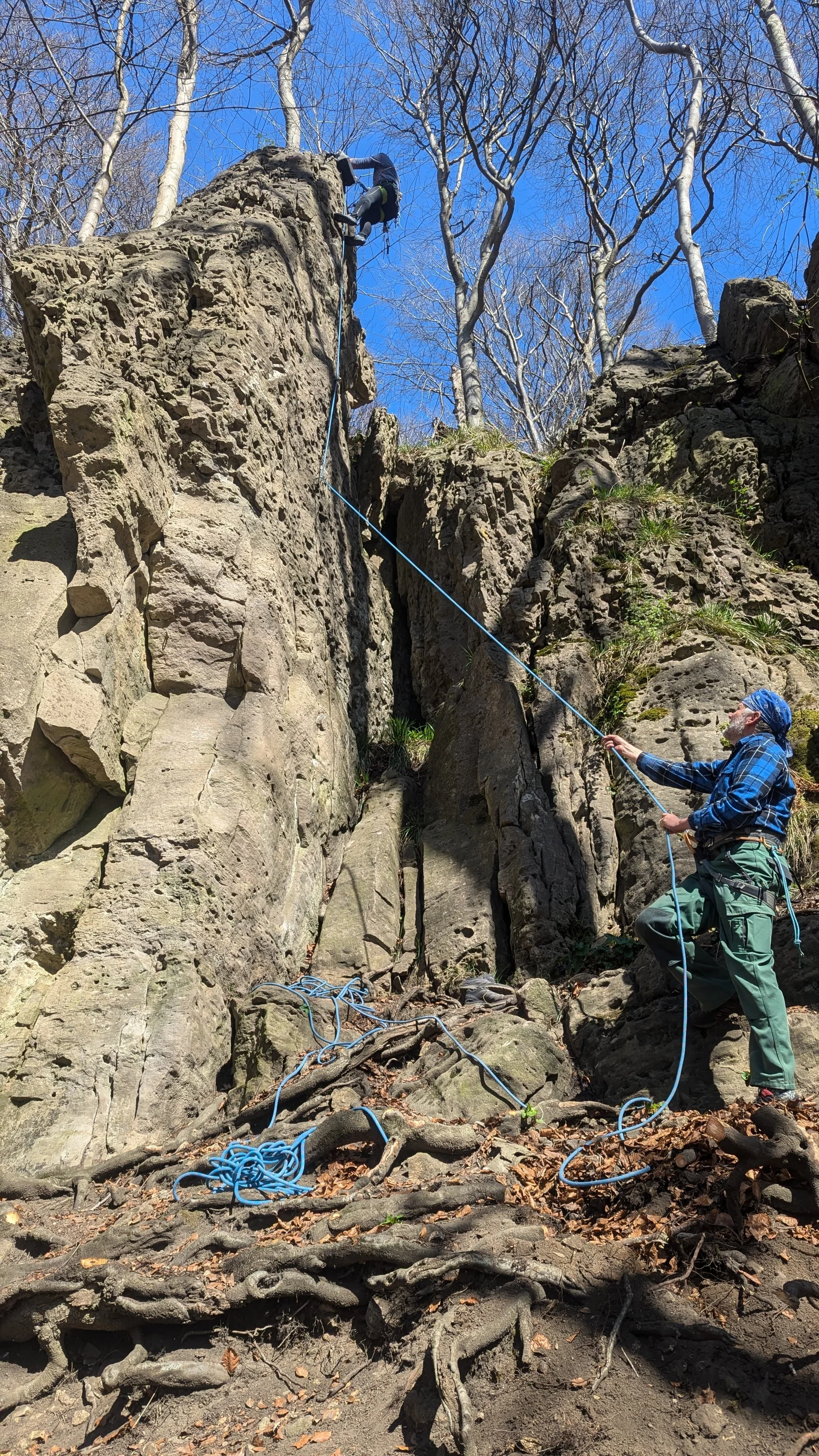 Auch der Klettergurt darf nicht fehlen | © DAV Sektion Hameln / Andreas Uhe
